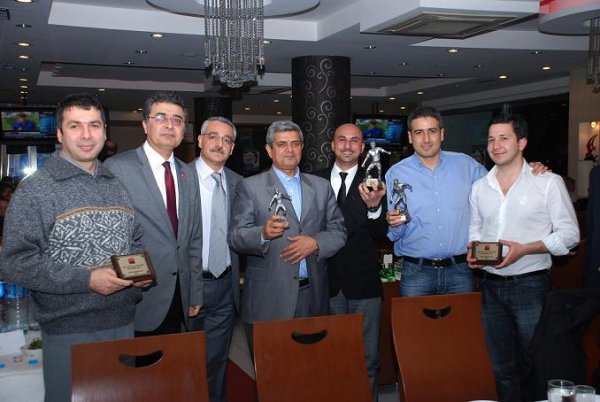 16 MART 2012 FUTBOL TURNUVASI ÖDÜL TÖRENİ VE ÖDÜL YEMEĞİ