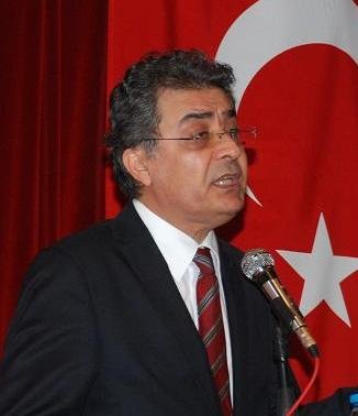 DT.HASAN YAMAN, TÜRKİYE'DE VATANDAŞLARIN AĞIZ VE DİŞ SAĞLIĞI HİZMETLERİNE ULAŞAMADIĞINI VURGULADI