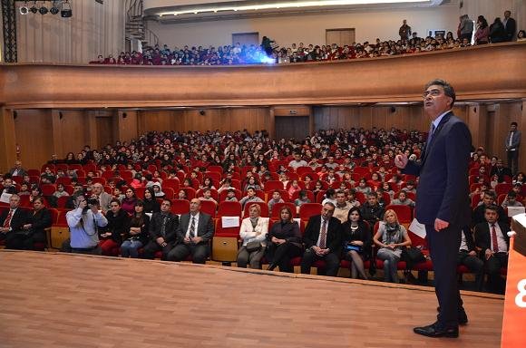 DT. YAMAN, ÖĞRENCİLERE AĞIZ DİŞ SAĞLIĞI BİLGİLENDİRMESİ YAPTI